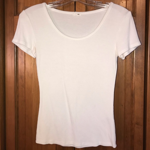 White Top - Picture 2 of 3